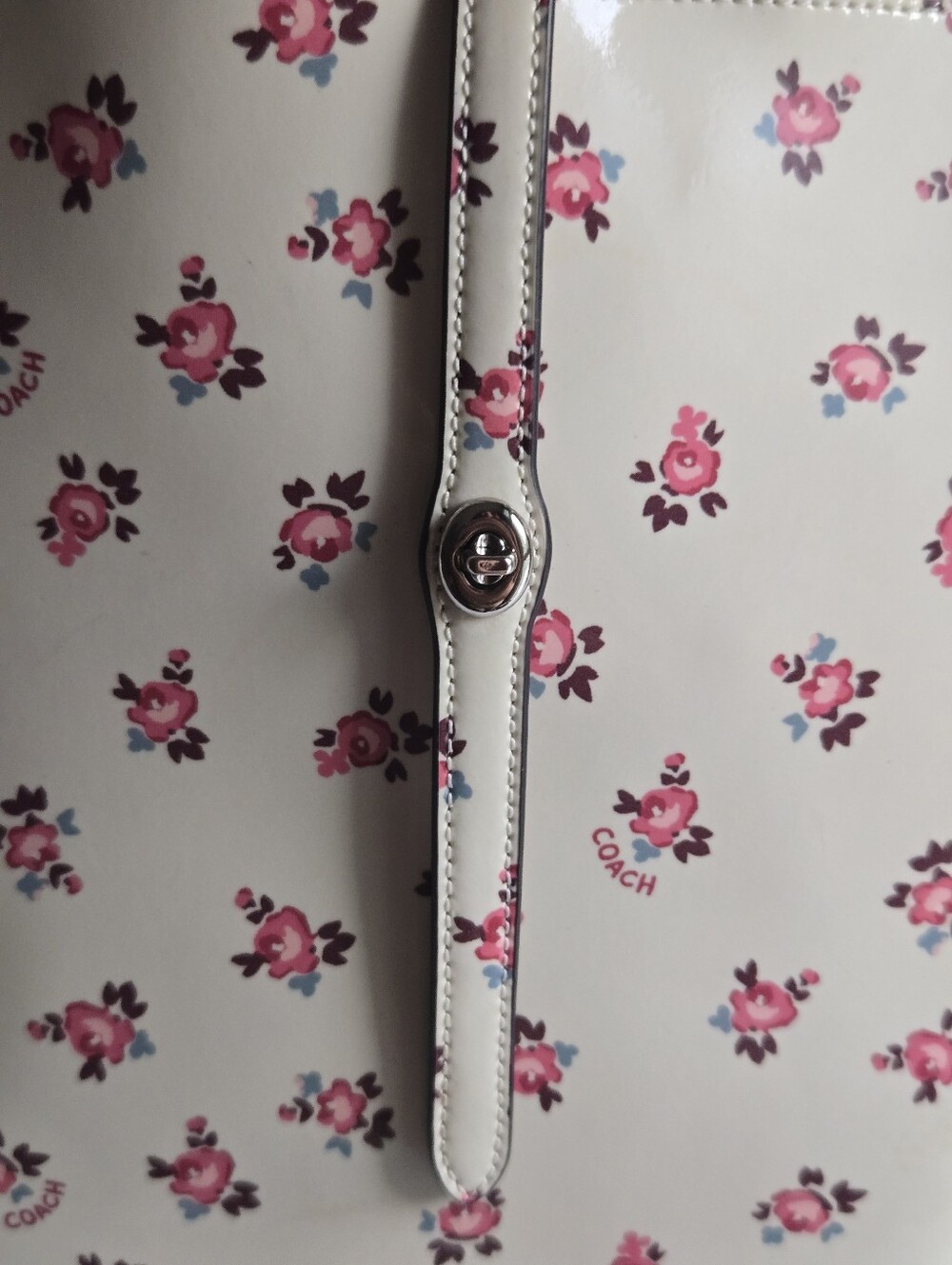Coach Market Floral Bloom Patent Leather Large Tote Bag - Picture 2 of 14